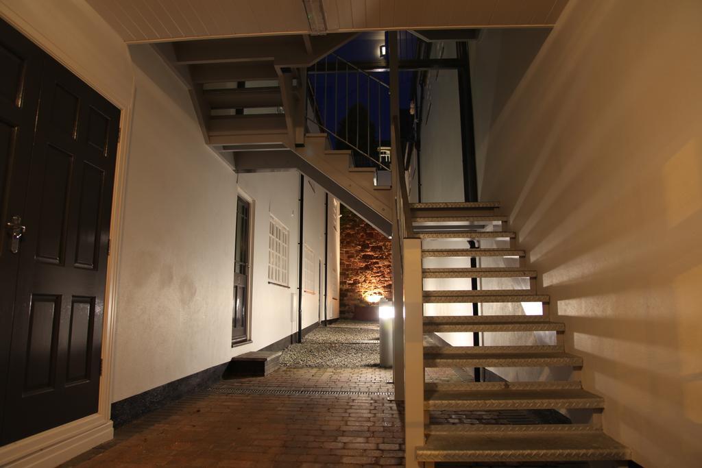 Апартаменты West Street Mews Эксетер Экстерьер фото